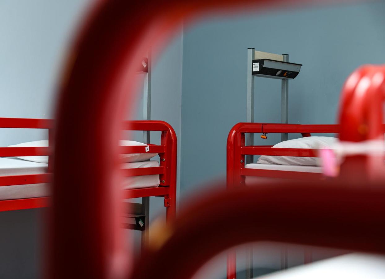Astor Hyde Park Hostel (Adults Only) Лондон Экстерьер фото