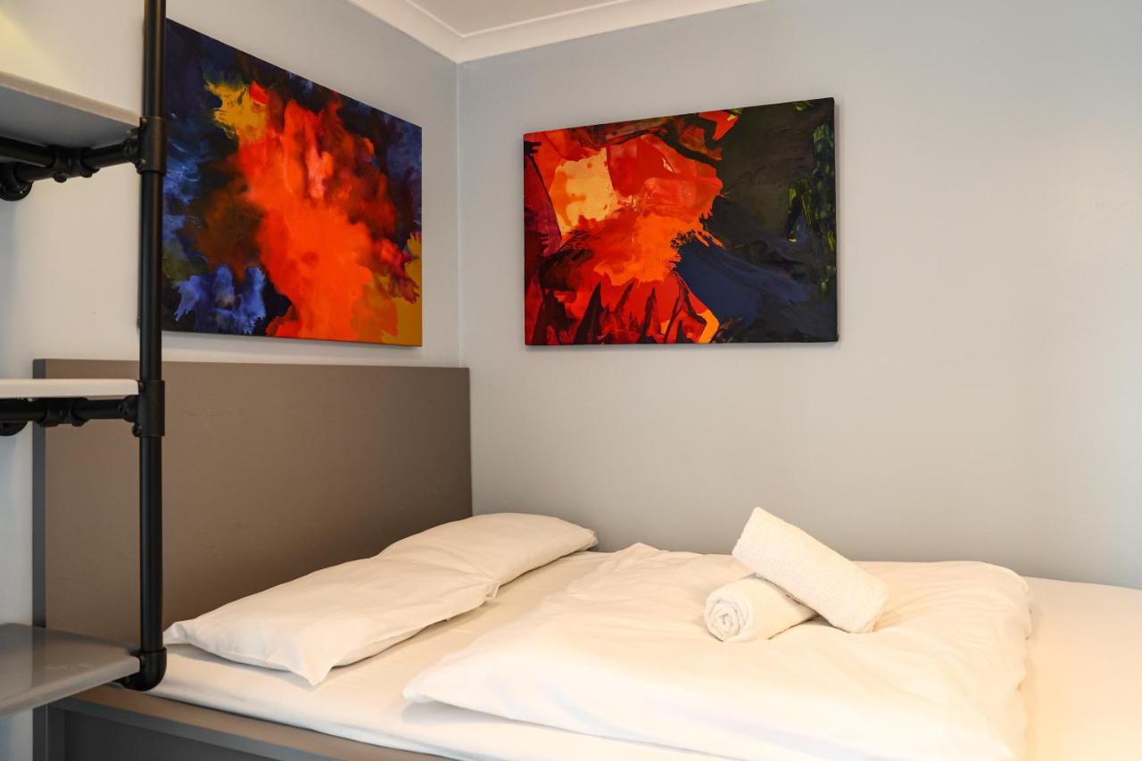 Astor Hyde Park Hostel (Adults Only) Лондон Экстерьер фото